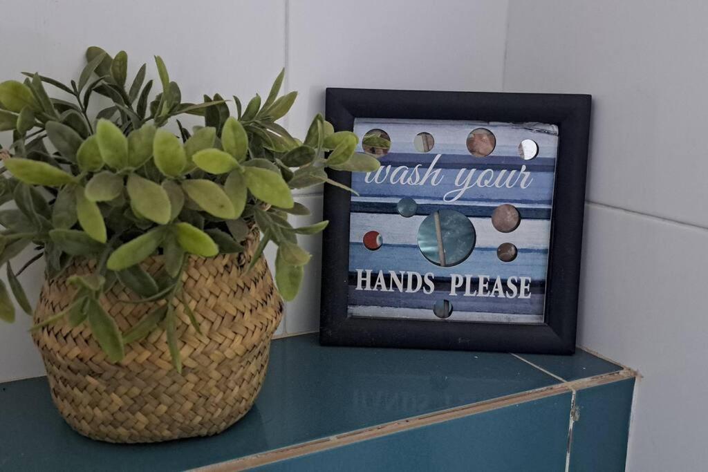 Mendes Family Homestay - B&B In The Heart Of Praia Zewnętrze zdjęcie