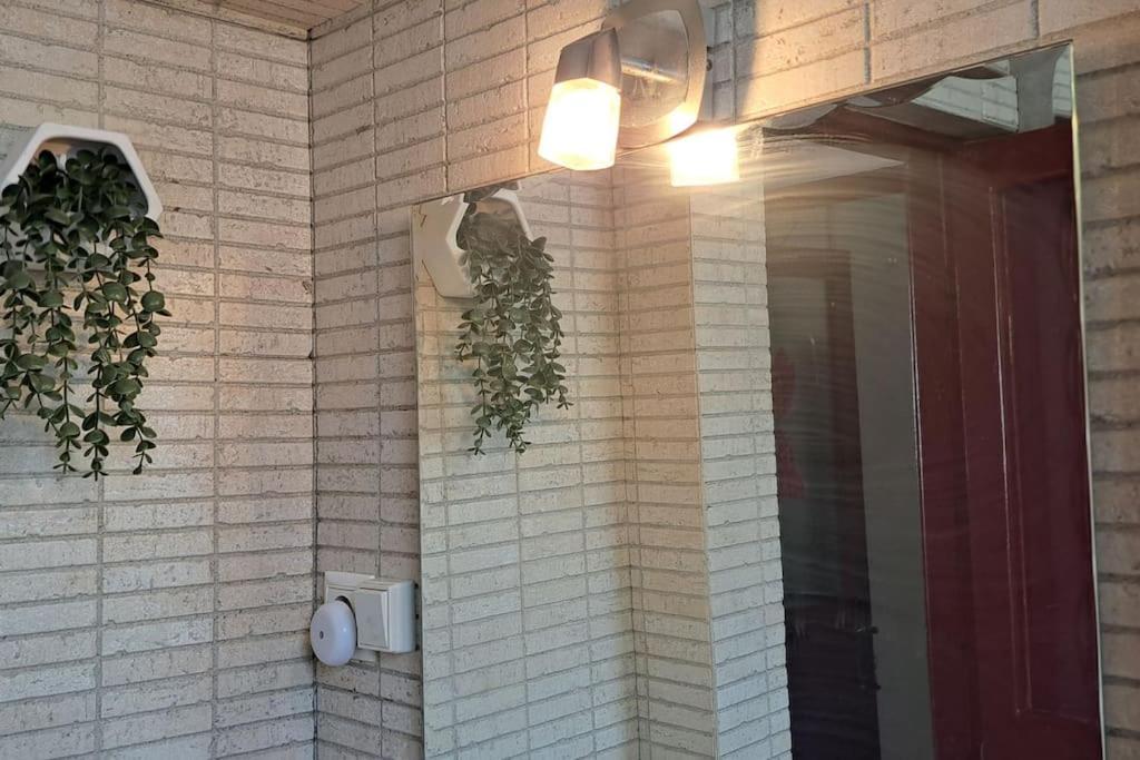 Mendes Family Homestay - B&B In The Heart Of Praia Zewnętrze zdjęcie